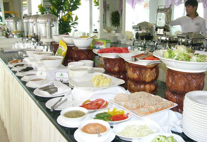 בית מלון כפרי Green Palace