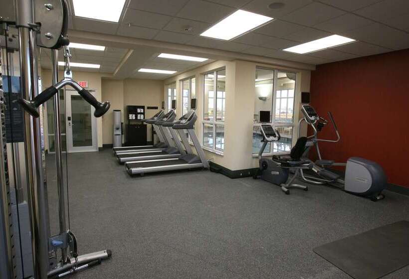 בית מלון כפרי Hampton Inn & Suites By Hilton Red Deer