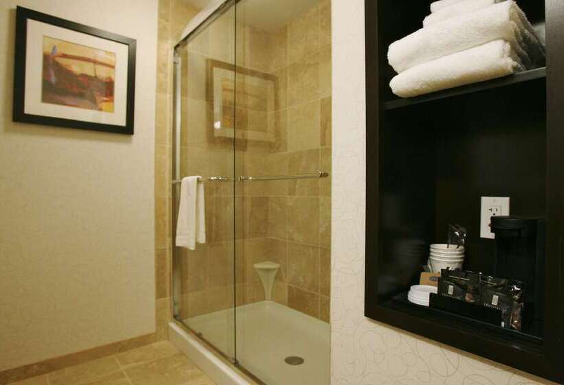 בית מלון כפרי Hampton Inn & Suites By Hilton Red Deer