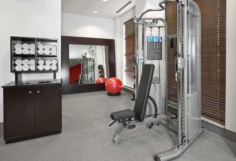 בית מלון כפרי Hampton Inn By Hilton Calgary Airport North