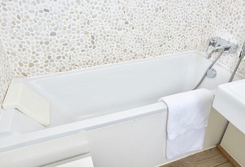 בית מלון כפרי Hidden Bay