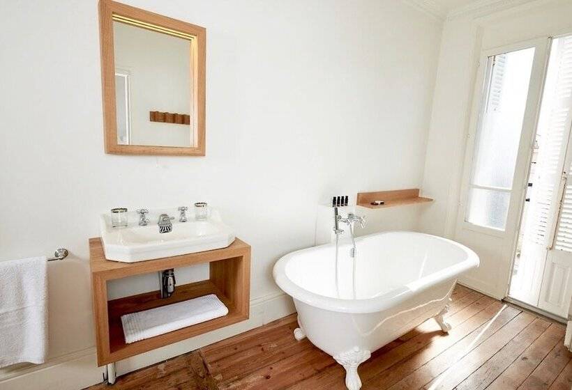 בית מלון כפרי Hidden Bay