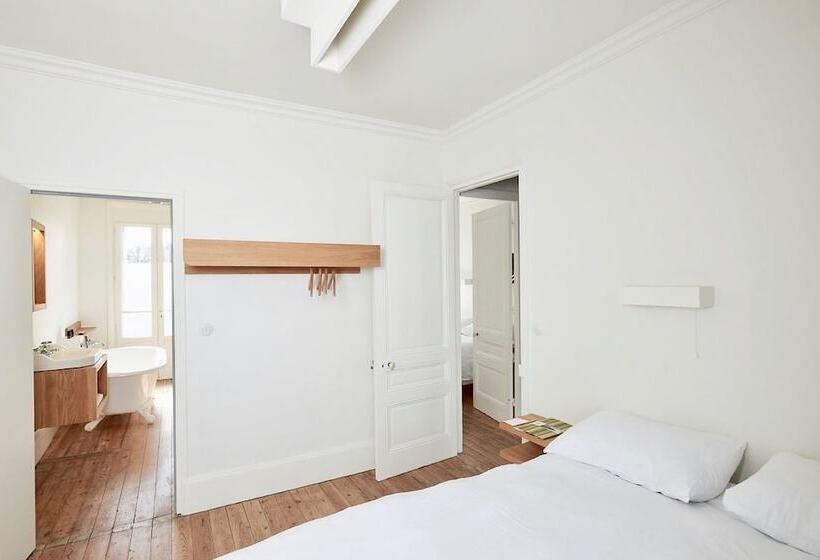 בית מלון כפרי Hidden Bay