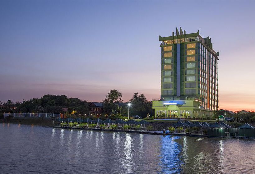 בית מלון כפרי High Sky