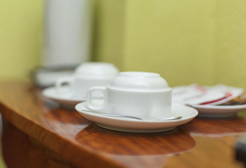 בית מלון כפרי High Sky