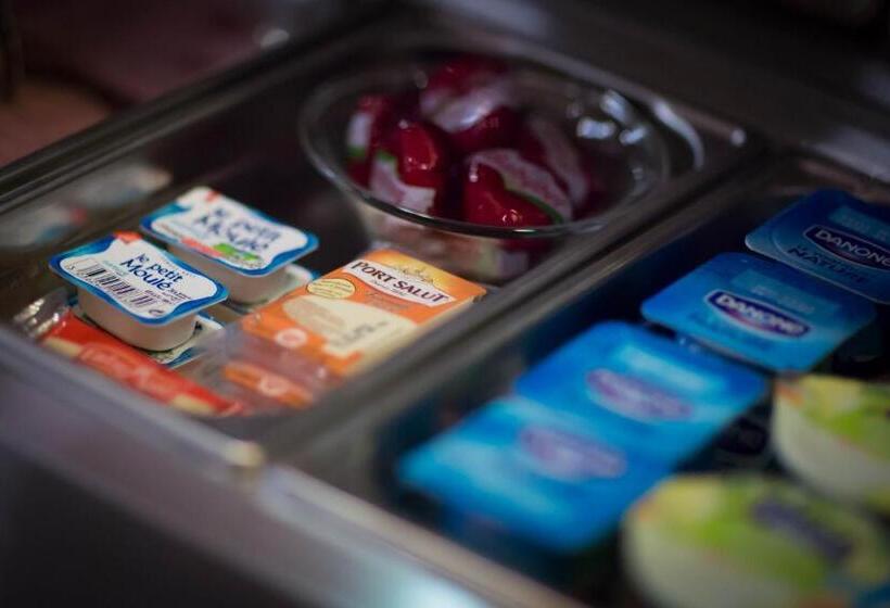 Le 2 By Hotel Akena   Nantes Beaujoire, Porte De Sainte Luce