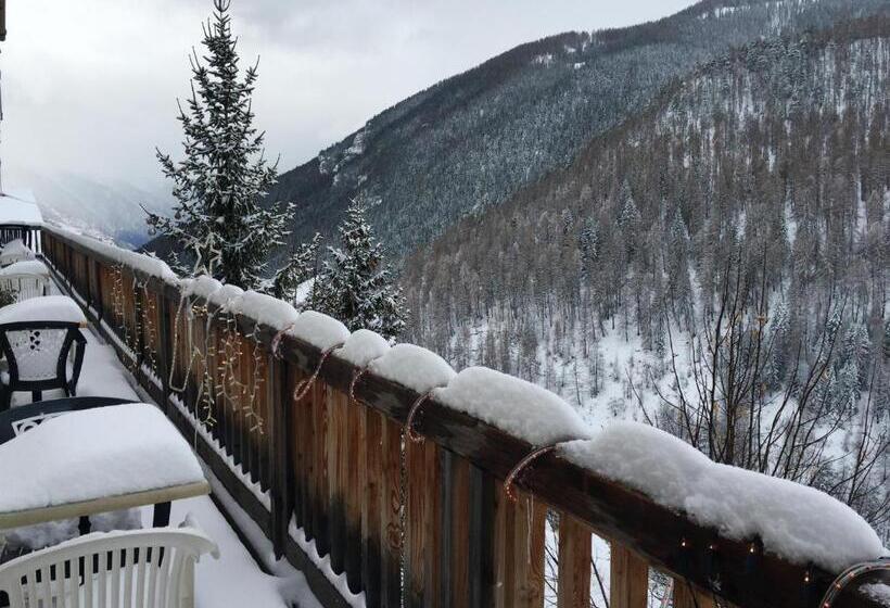 فندق Hôtel Chastellares