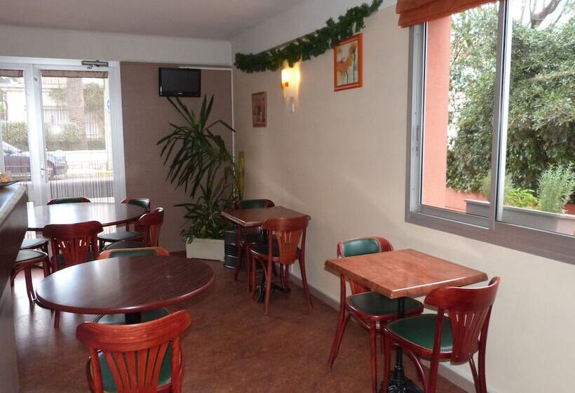 فندق Hôtel Kennedy