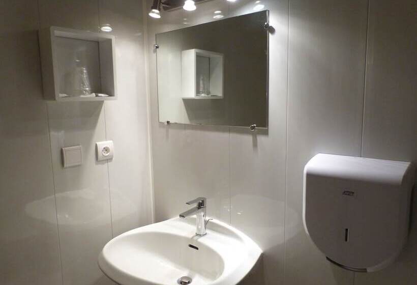 فندق Hôtel Kennedy