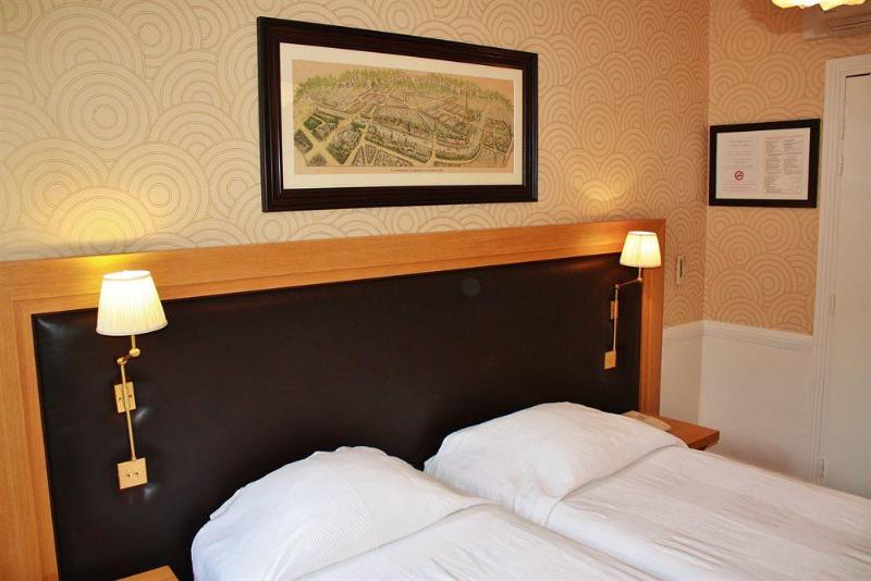 ホテル Hôtel Le Cercle Tour Eiffel