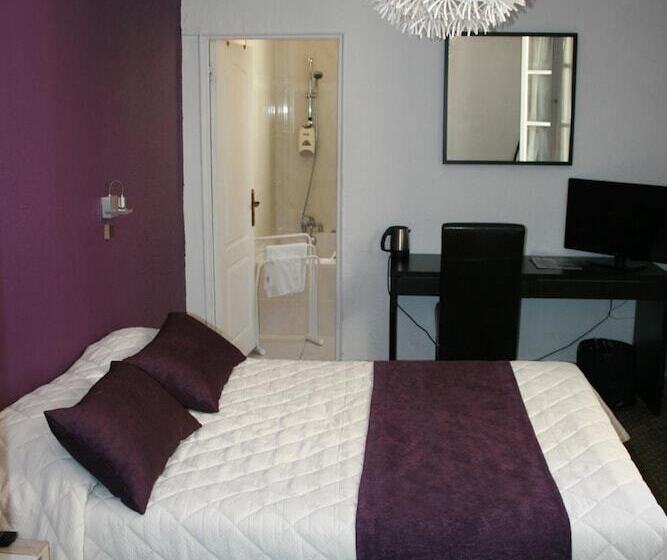 هتل Hôtel Le Chambellan