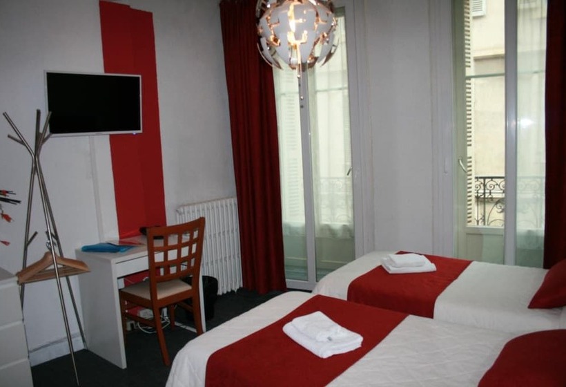 هتل Hôtel Le Chambellan