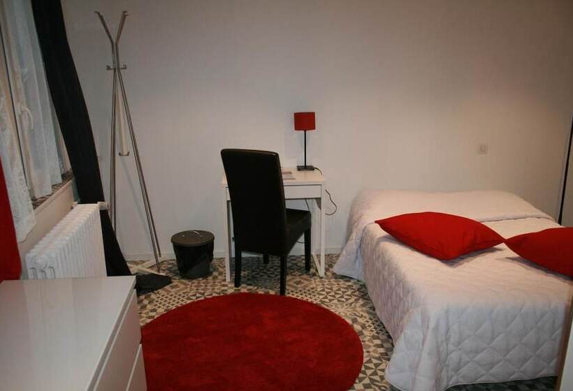 هتل Hôtel Le Chambellan