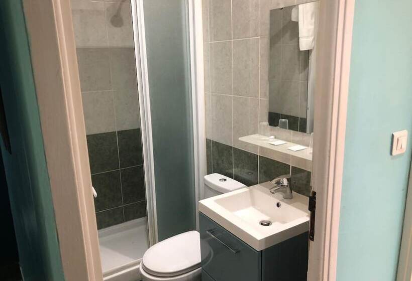 בית מלון כפרי Hôtel Le Derby