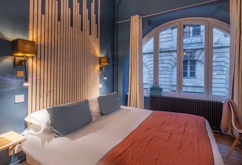 Отель Hôtel Madame