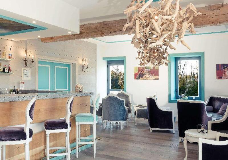 Отель Hôtel Mercure Villeneuve Sur Lot Moulin De Madame