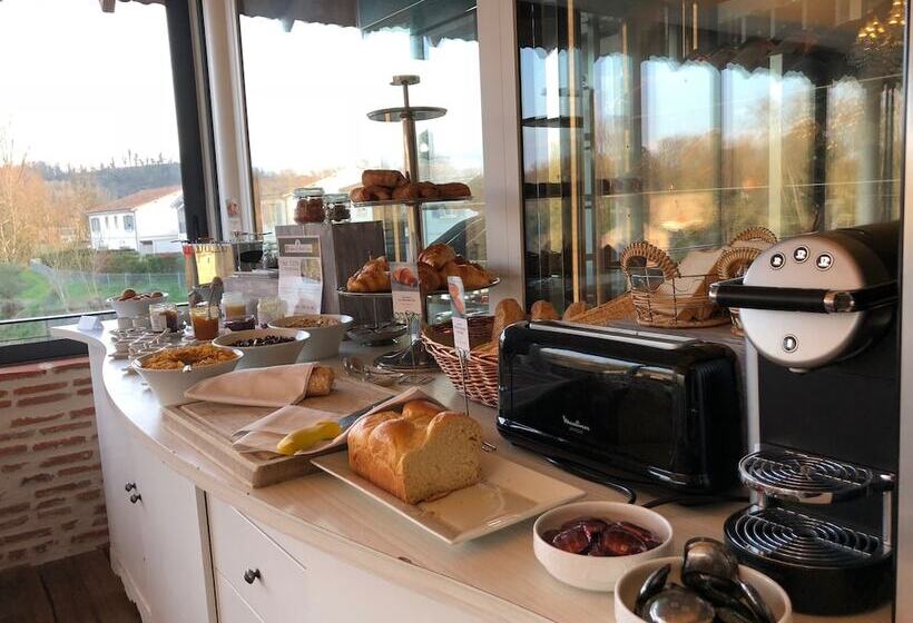 Отель Hôtel Mercure Villeneuve Sur Lot Moulin De Madame