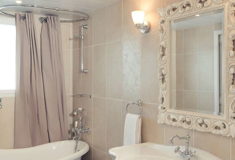 Отель Hôtel Mercure Villeneuve Sur Lot Moulin De Madame