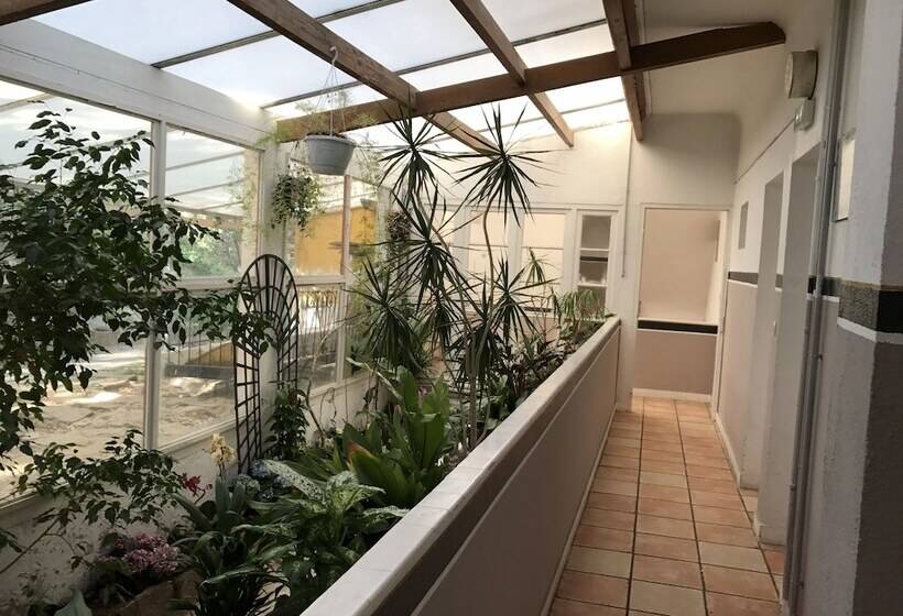 בית מלון כפרי Hôtel Paradis