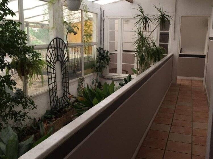 בית מלון כפרי Hôtel Paradis