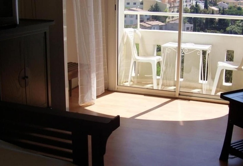 בית מלון כפרי Hôtel Paradis