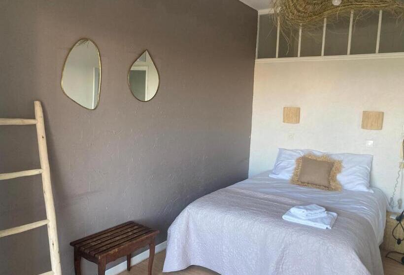 בית מלון כפרי Hôtel Paradis