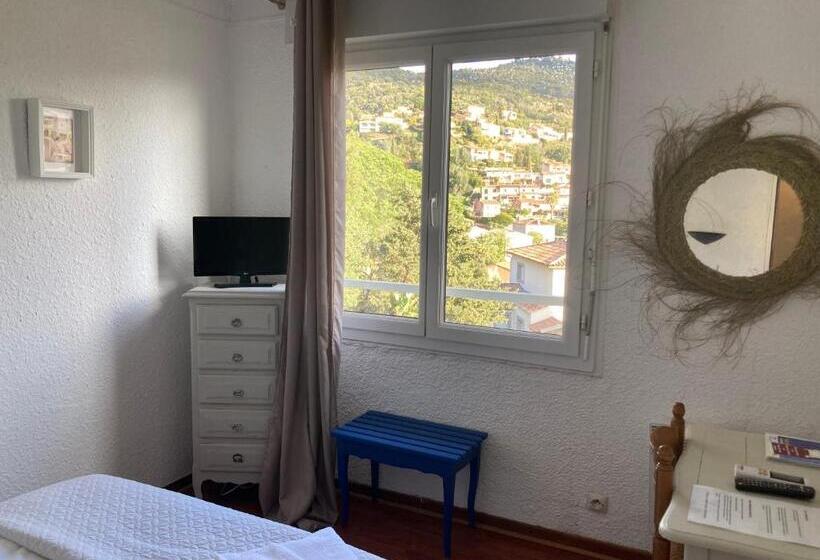 בית מלון כפרי Hôtel Paradis