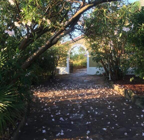 בית מלון כפרי Hôtel Paradis