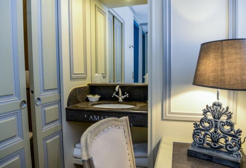 هتل Hôtel Villa Lamartine