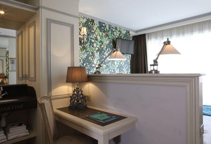 هتل Hôtel Villa Lamartine