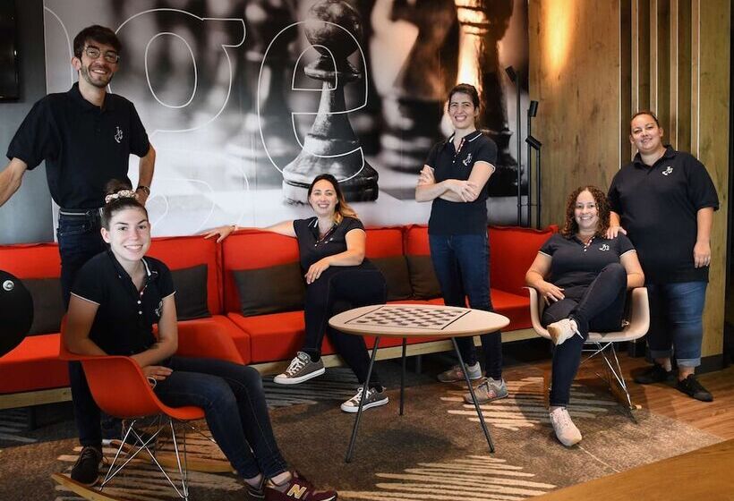 酒店 Ibis Les Herbiers