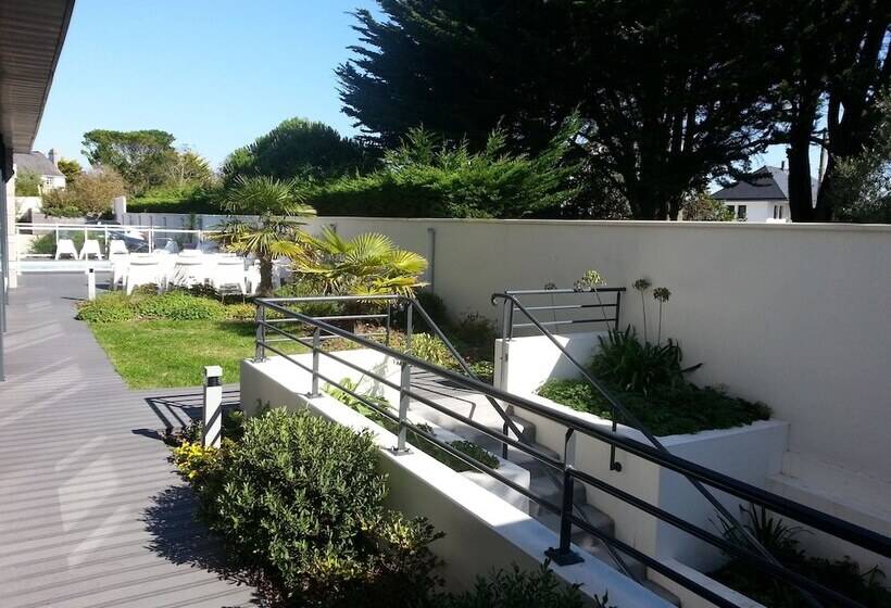 בית מלון כפרי Ibis Styles Quiberon Centre