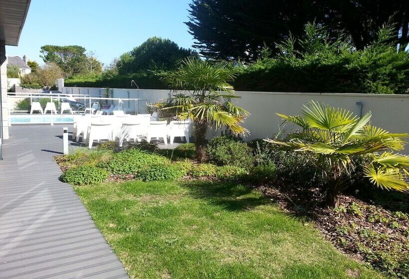 בית מלון כפרי Ibis Styles Quiberon Centre