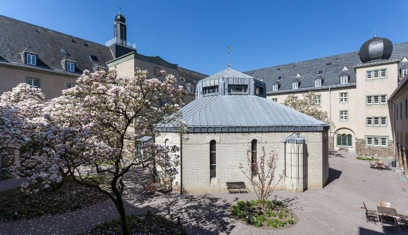 هتل Kardinal Schulte Haus