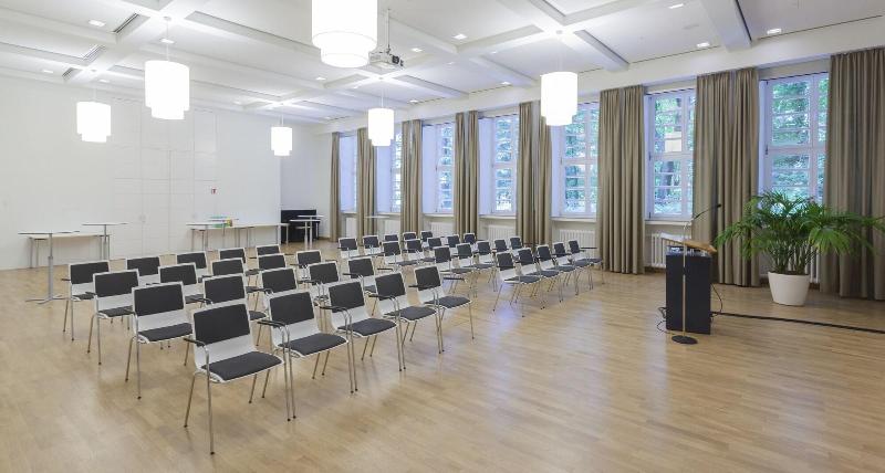 هتل Kardinal Schulte Haus