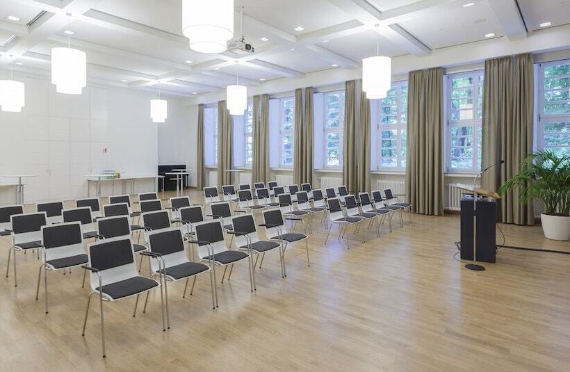 هتل Kardinal Schulte Haus