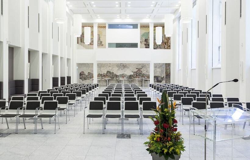 هتل Kardinal Schulte Haus