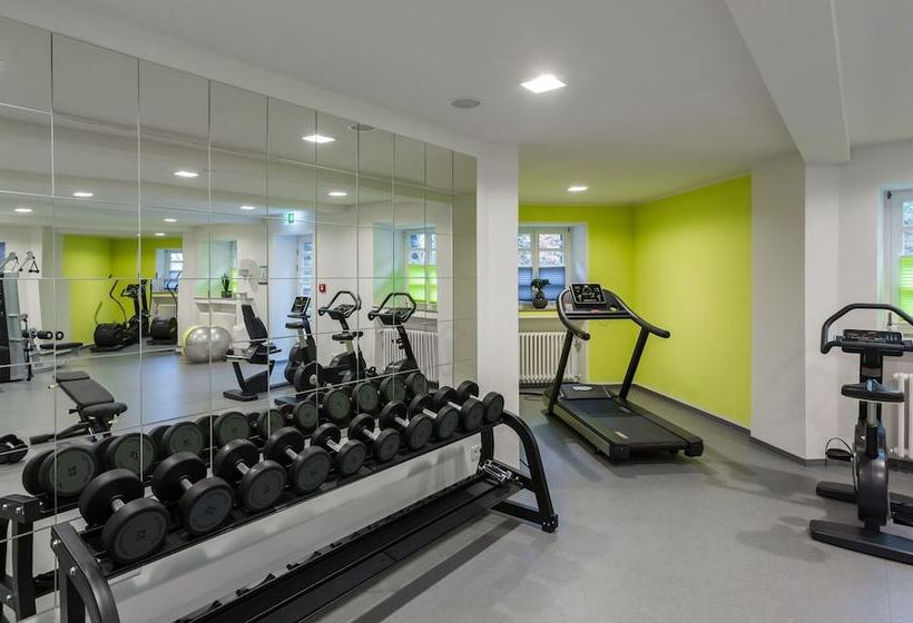 هتل Kardinal Schulte Haus