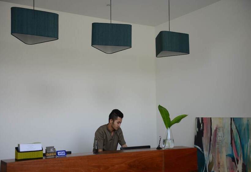 בית מלון כפרי Kolab Sor Phnom Penh