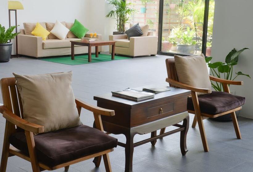 בית מלון כפרי Kolab Sor Phnom Penh