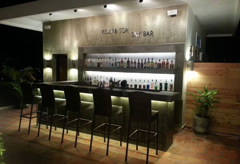 בית מלון כפרי Kolab Sor Phnom Penh