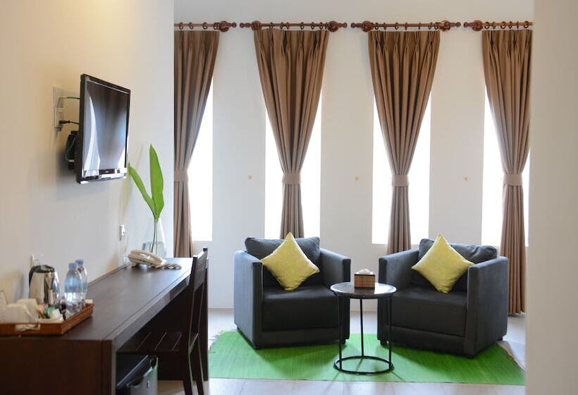 בית מלון כפרי Kolab Sor Phnom Penh