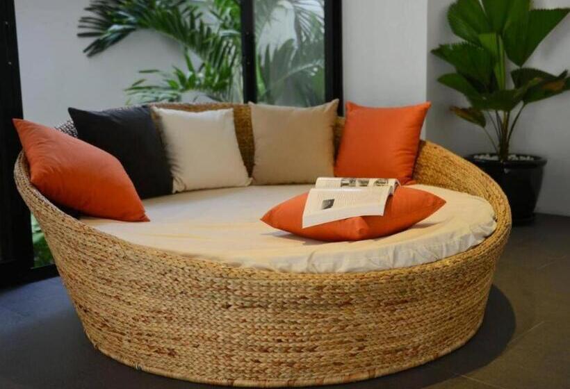 בית מלון כפרי Kolab Sor Phnom Penh