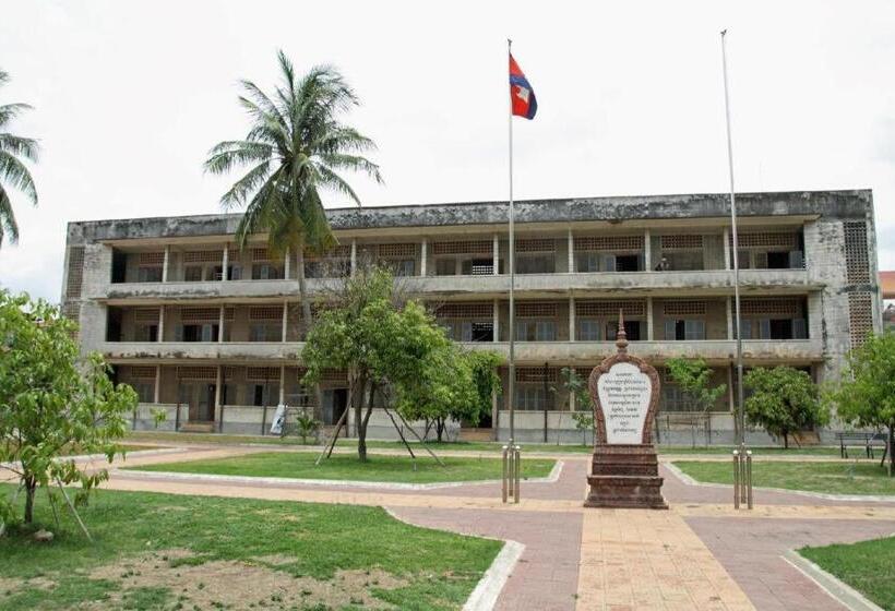 בית מלון כפרי Kolab Sor Phnom Penh