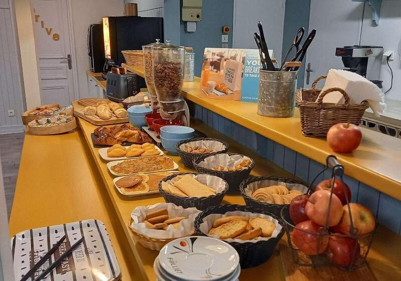 호텔 Kyriad Direct Saintes