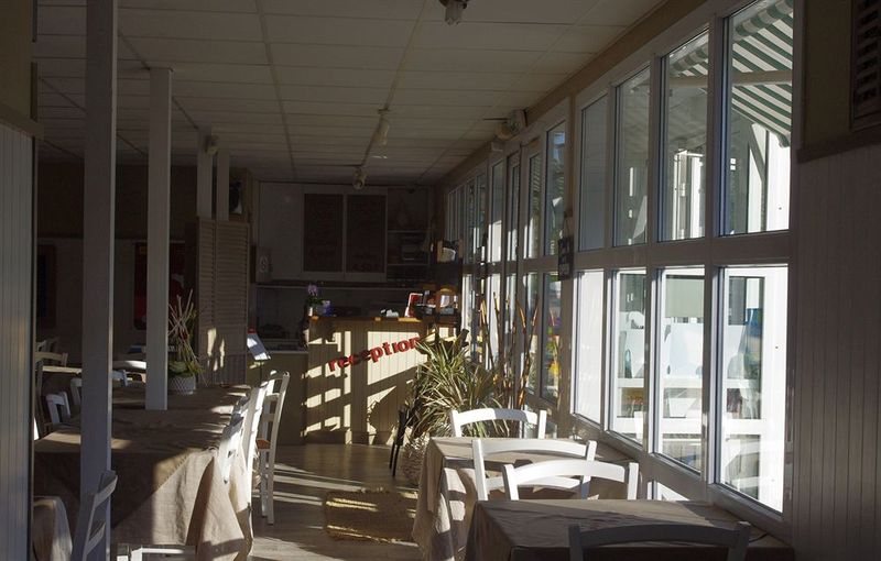 호텔 Kyriad Direct Saintes