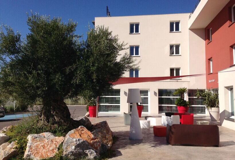 ホテル Kyriad Perpignan Sud