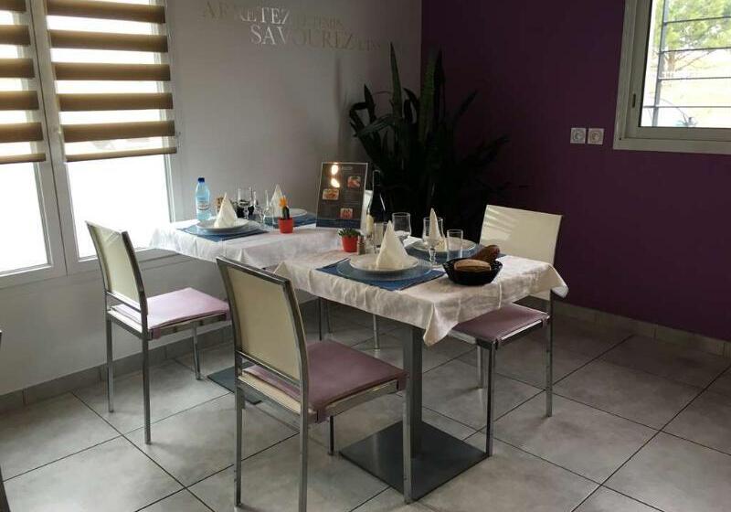 ホテル Kyriad Perpignan Sud