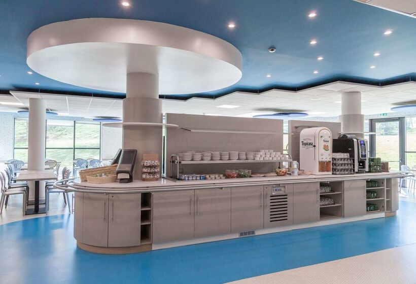 בית מלון כפרי Kyriad Poitiers Jules Verne Site Du Futuroscope