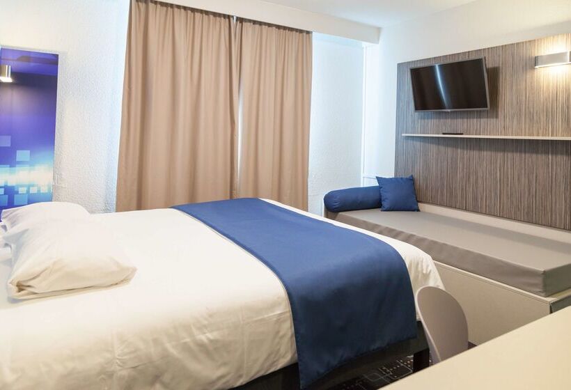 בית מלון כפרי Kyriad Poitiers Jules Verne Site Du Futuroscope